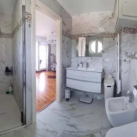 Dernier Etage D'une Maison *