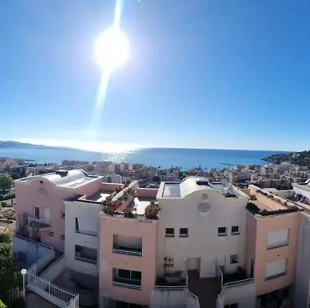 Dernier Etage D'une Maison Ubytování v soukromí Roquebrune-Cap-Martin